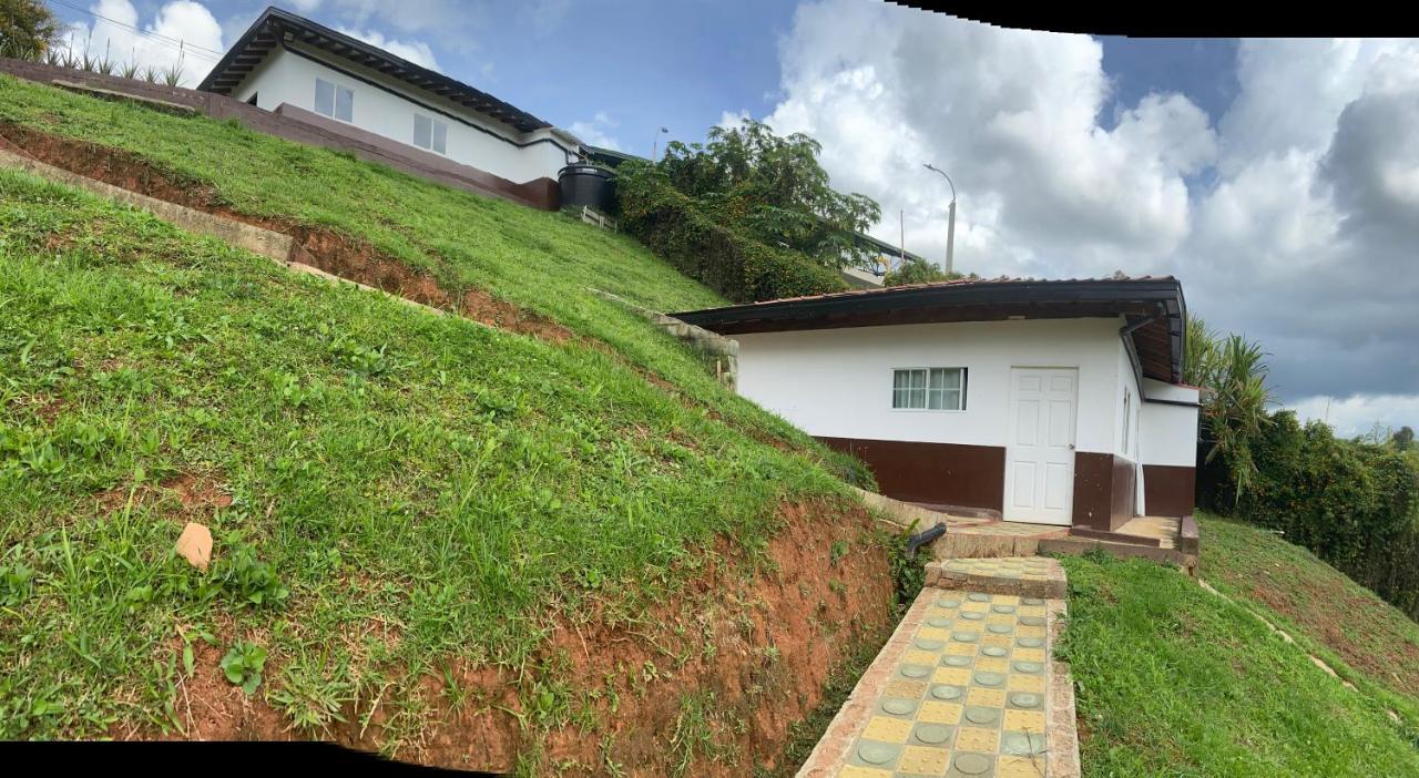 Hostal Hollywood Inn Rionegro Exterior foto